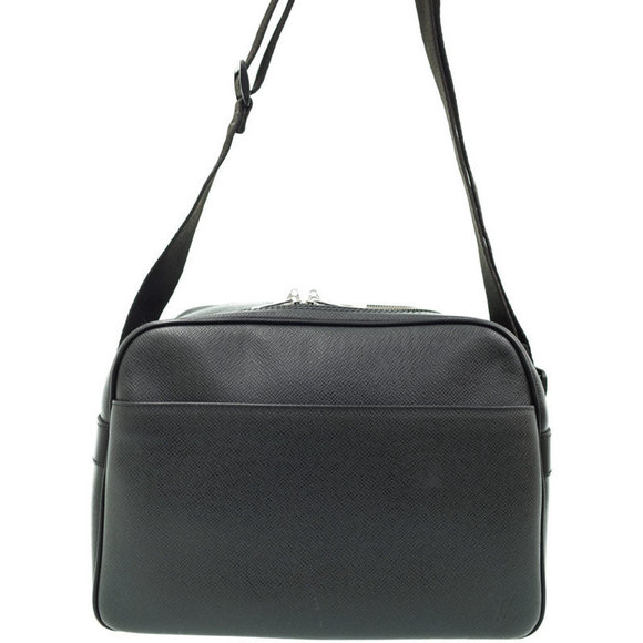 Louis Vuitton Bag Reporter Shoulder Taiga - Picture 1 of 8